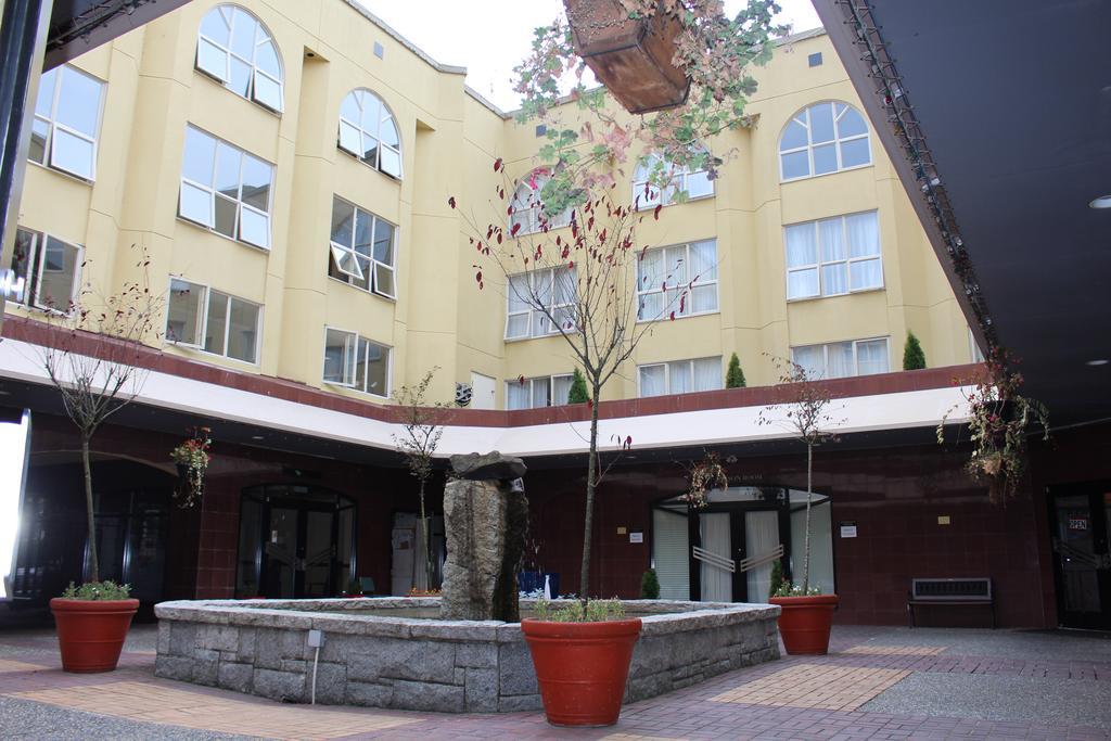 Harrison Lake Hotel Harrison Hot Springs Dış mekan fotoğraf