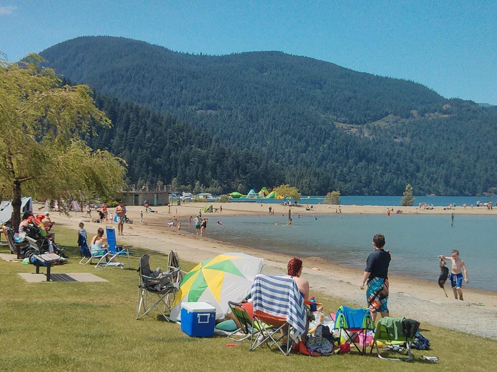 Harrison Lake Hotel Harrison Hot Springs Dış mekan fotoğraf
